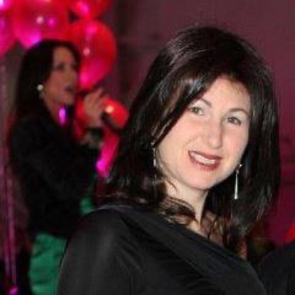 Meet the Posher - Picture 3 of 4